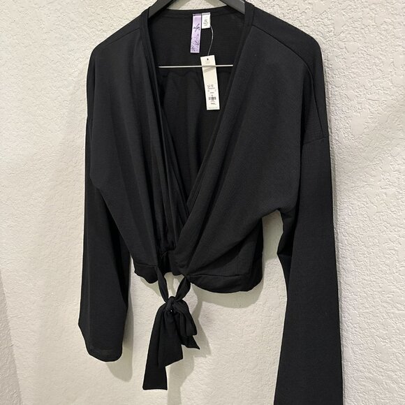 Francesca’s Women's Black Tie Down Top Size X-Large Nwt - Picture 2 of 7